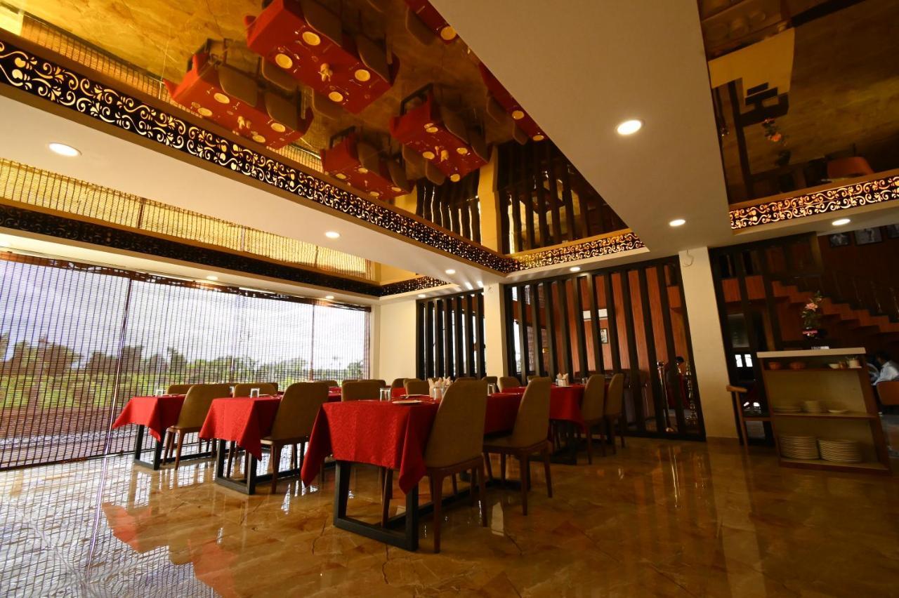 Faith Cricket Club & Resort Bhopal Exterior foto