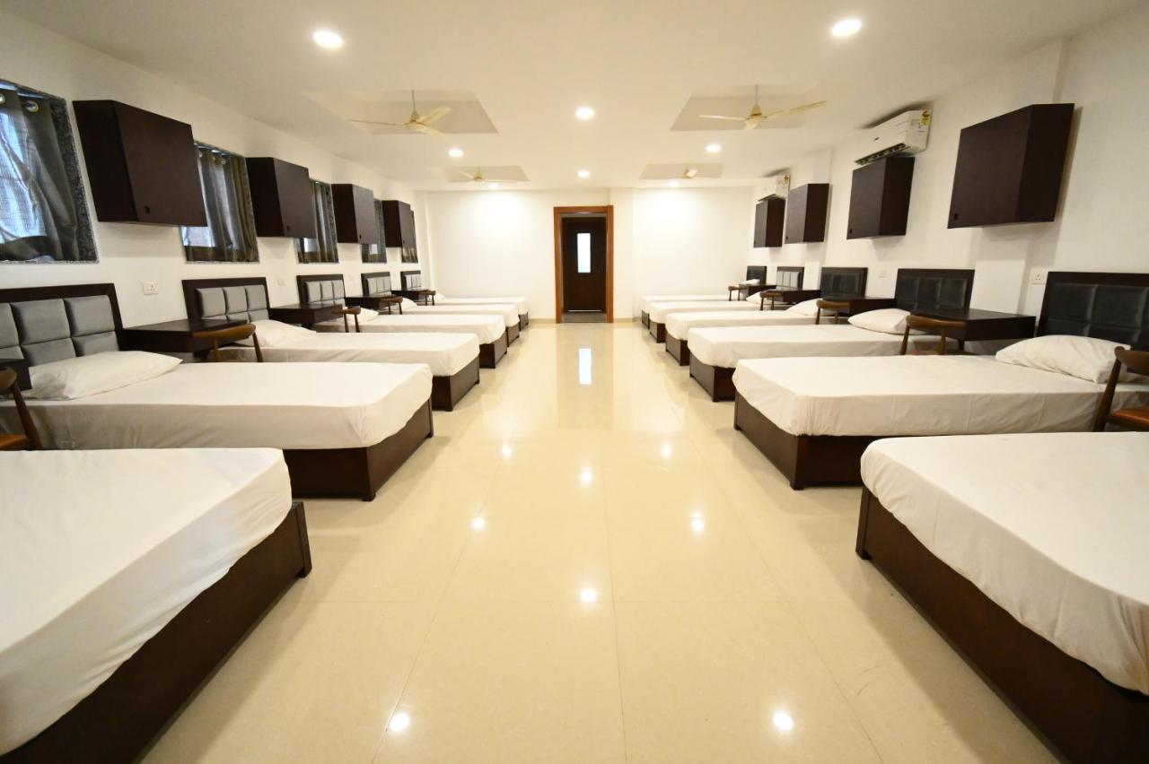 Faith Cricket Club & Resort Bhopal Exterior foto